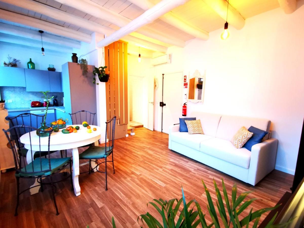 Charming Portuguese Style Apartment, For Rent "Vida A Portuguesa", "Amendoa Or Limao" Alojamento Local ポルティマン エクステリア 写真