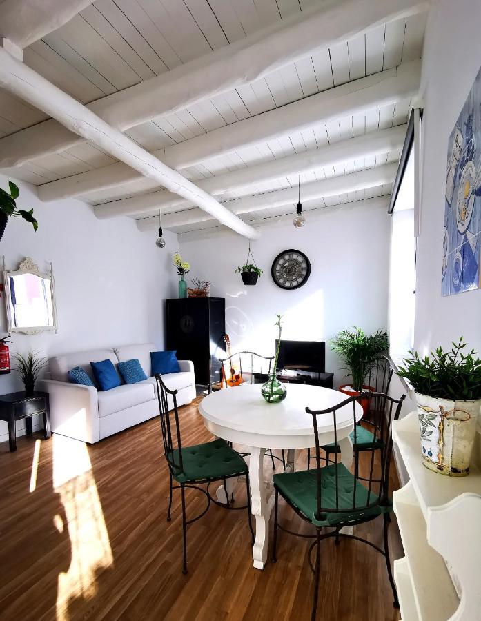 Charming Portuguese Style Apartment, For Rent "Vida A Portuguesa", "Amendoa Or Limao" Alojamento Local ポルティマン エクステリア 写真